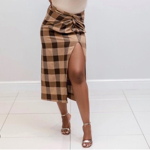 Zara Skirts Zara Plaid Wrap Skirt With Thigh Split Black Tan Poshmark